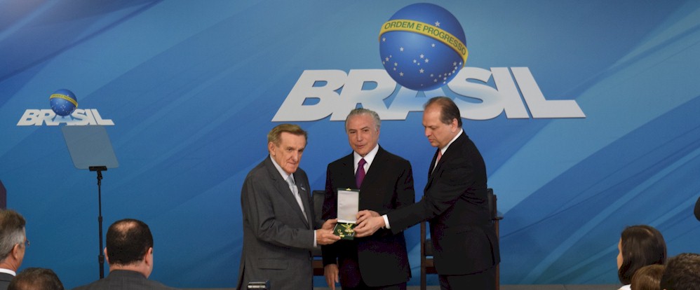 Elisabeto Ribeiro Gonçalves é homenageado no Palácio do Planalto